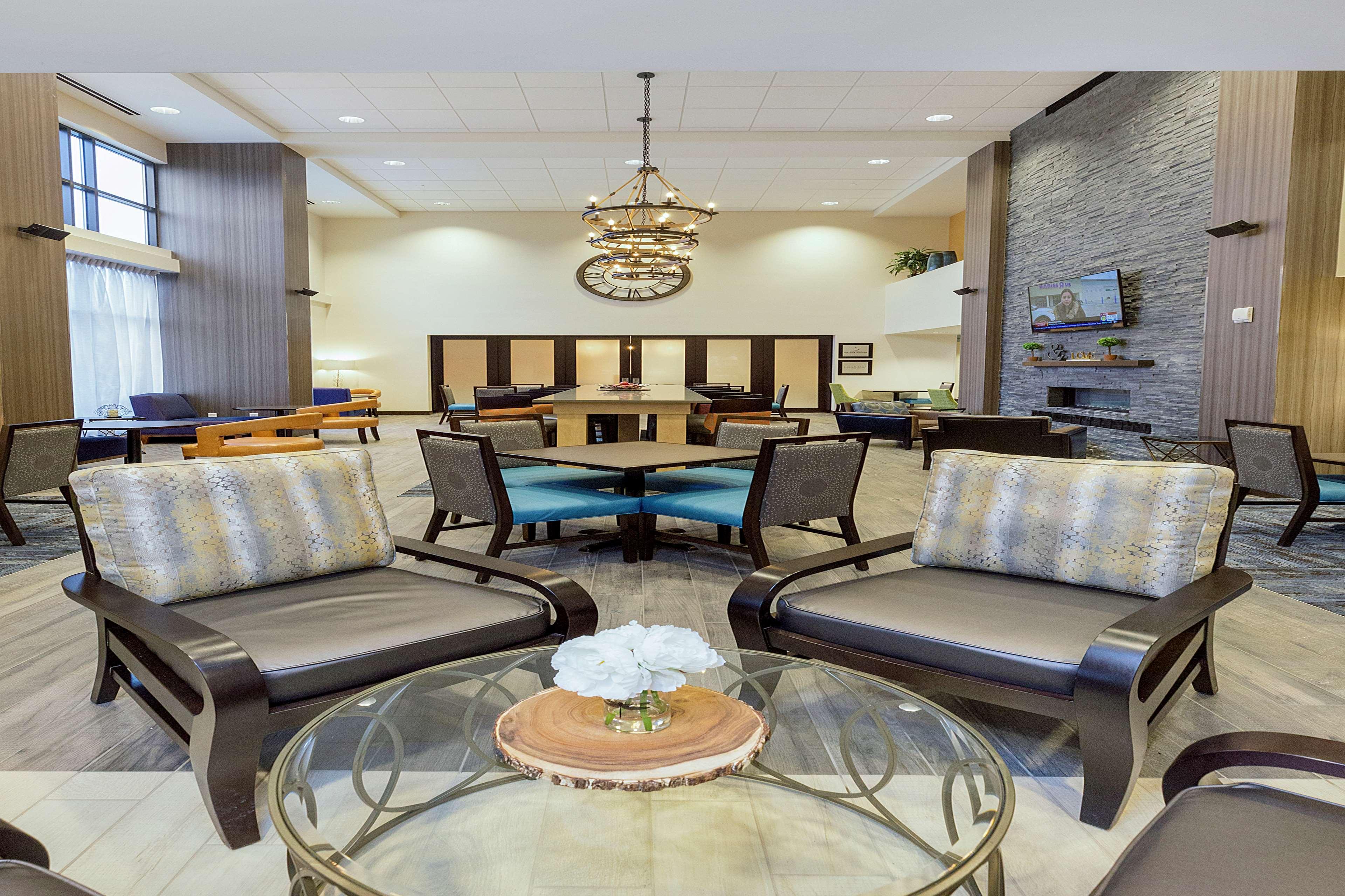 Hampton Inn & Suites Morgantown / University Town Centre Exteriör bild