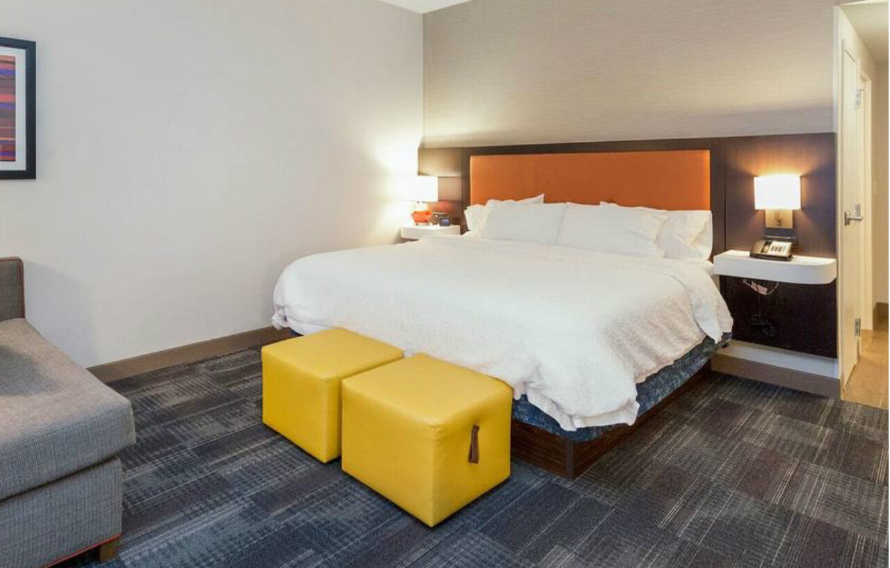 Hampton Inn & Suites Morgantown / University Town Centre Exteriör bild